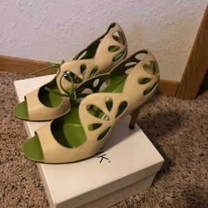 Manolo Blahnik Scono Bulgaro 38.5